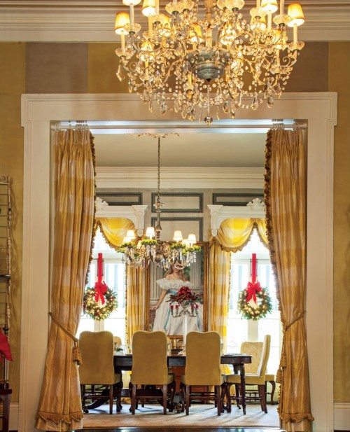 christmas decor dining room