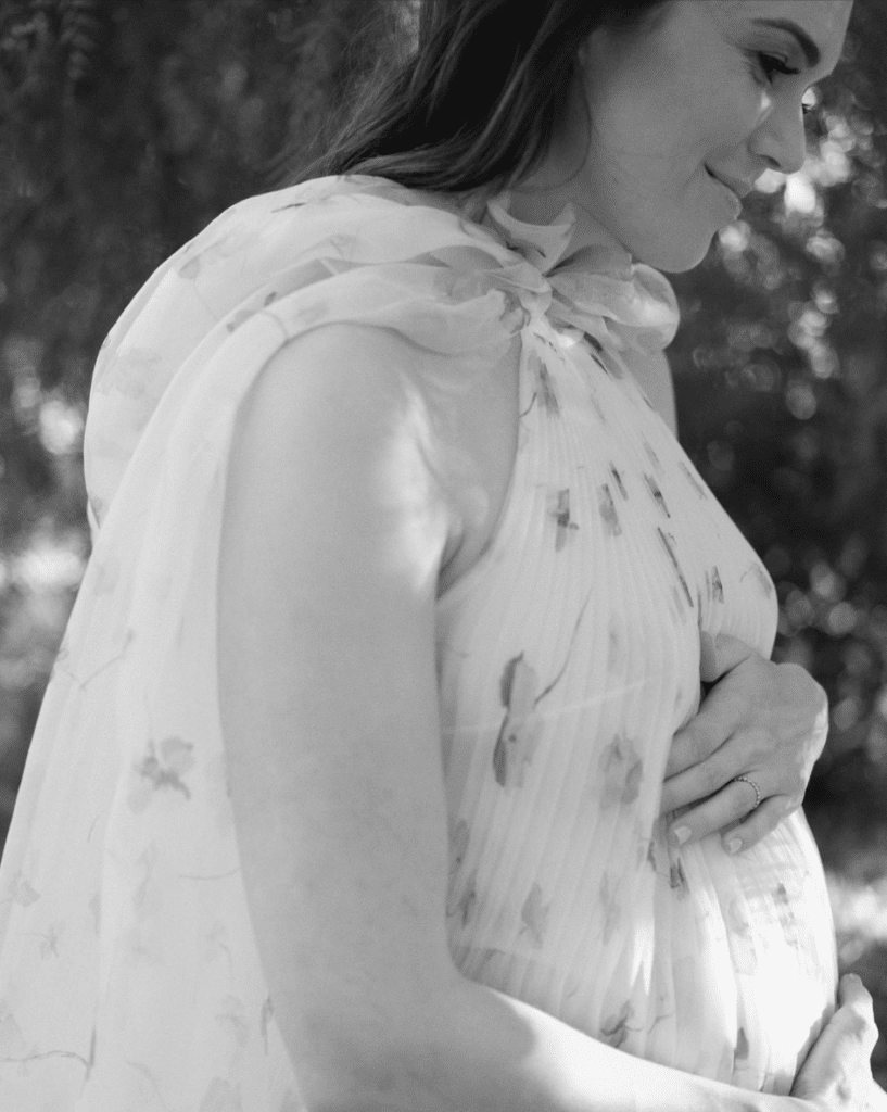 maternity shout outfits