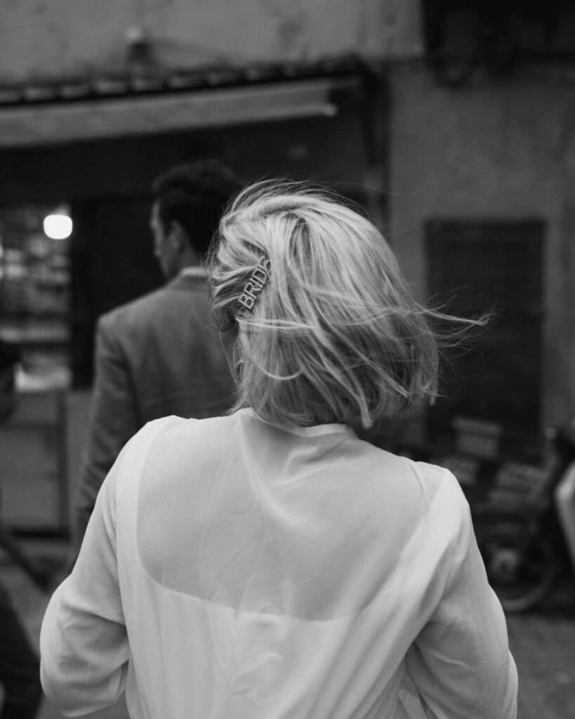 woman wearing bride hair barrette