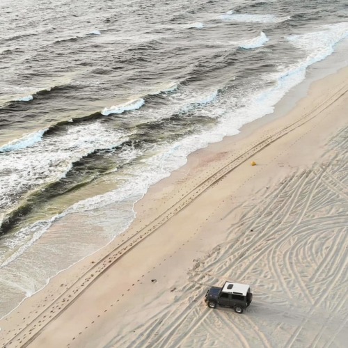range rover on beach