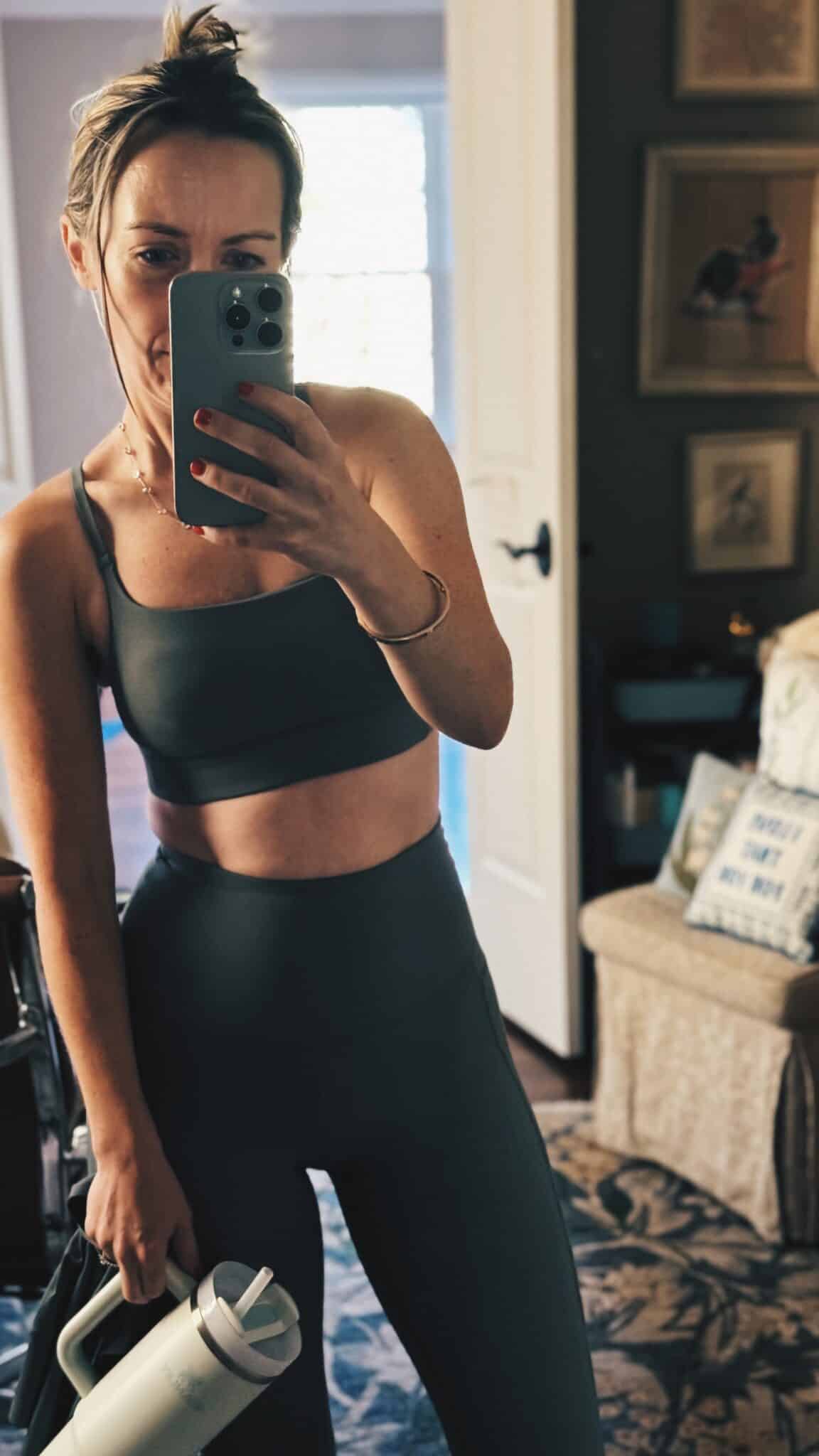 rhone-revive-leggings-sports-bra-set